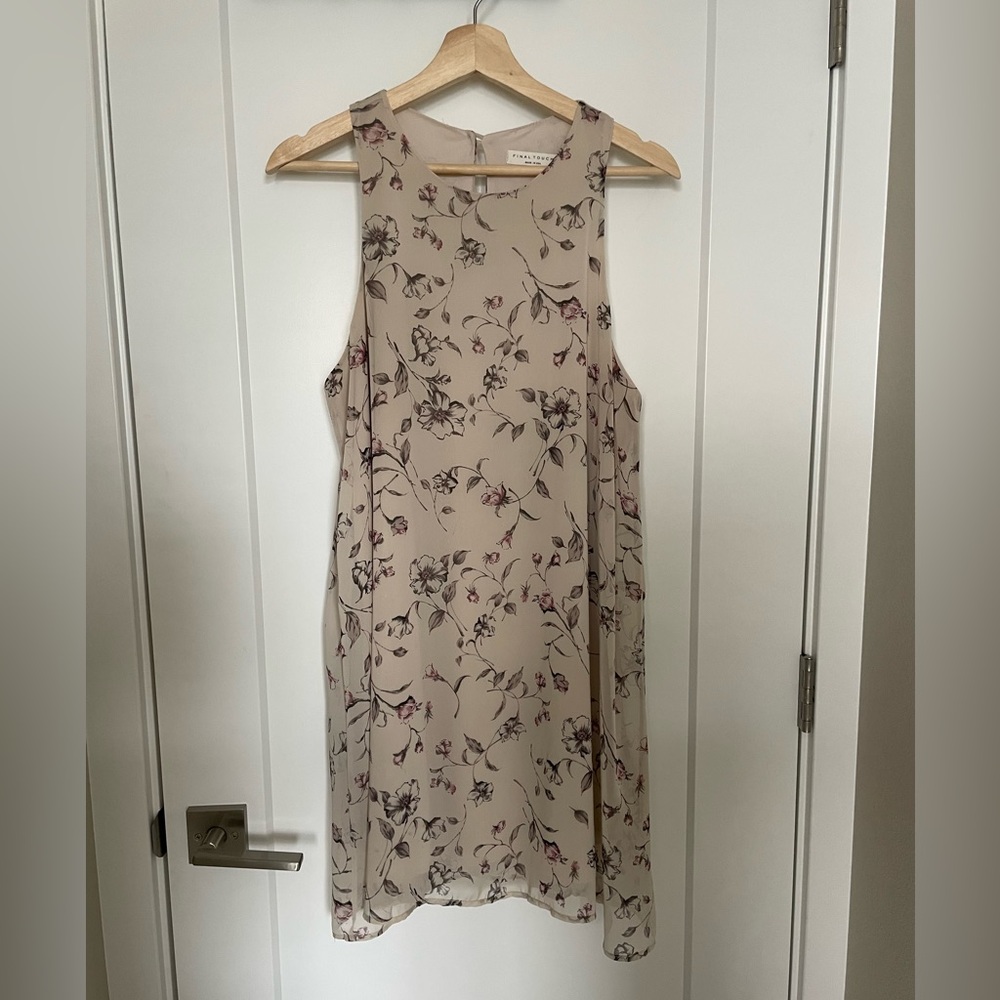 Adorable sundress, size large
